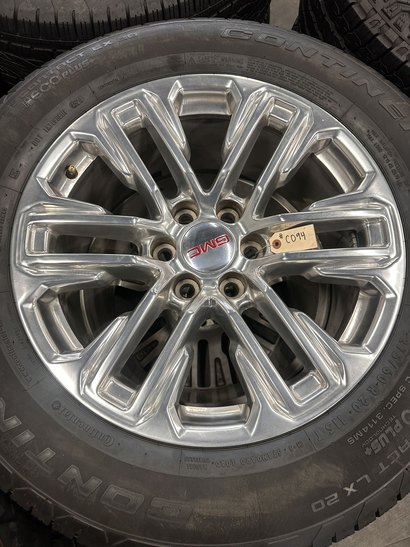 2023 GMC Sierra SLT 6 Lug 20 Inch OEM Wheels