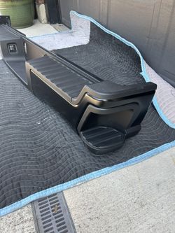 F250 F350 Super Duty XL Rear Bumper 2023-2026 Ford OEM Black Step like new take off. Some cosmetic scratches Harness was cut off