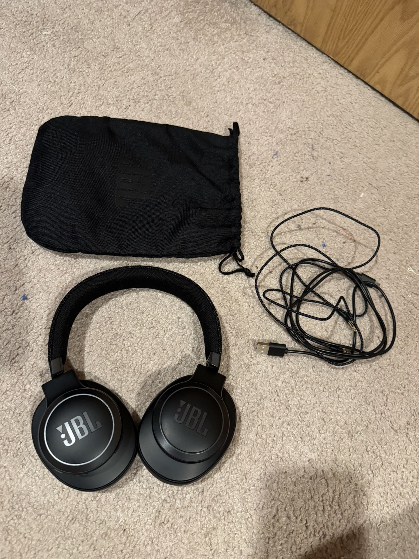 JBL Noise Canceling Headphones