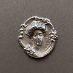 Vintage Art Nouveau Brooch