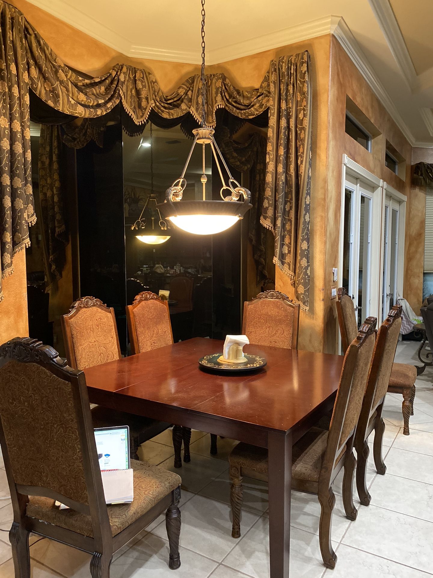 Large square Kitchen/dining Table (5ft sq) W 6 Chairs