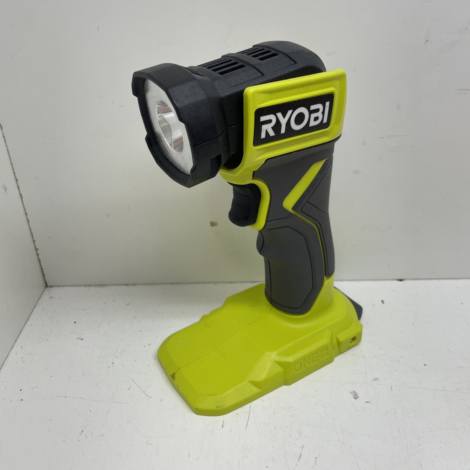Ryobi 18v Work Light 205294/12