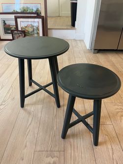 Set of 2 Dark Green Round Side Tables