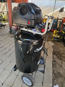 Husky
1.7 HP, 200 PSI, 30 Gal., 5.1 SCFM 90 PSI, Single-Stage, Oil Free Portable Vertical Electric Air Compressor