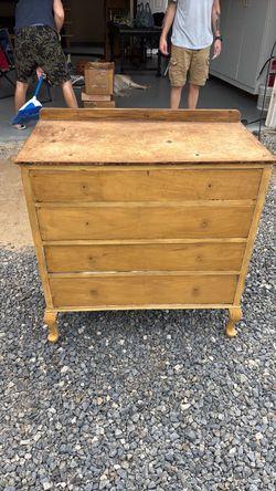 Dresser 4 drawer