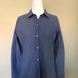 Abercrombie & Fitch Long Sleeved Button Down-Small