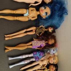 Mixed Lot Of Bratz Dolls,Etc Pre-owned  AS IS