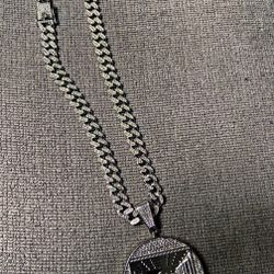 Mossanite Cuban Chain And Pendant 