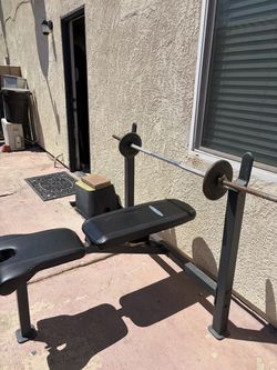Bench press black