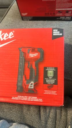 Milwaukee M12 Cable Staple Gun Tool Only
