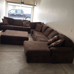 sectional Couch Brown