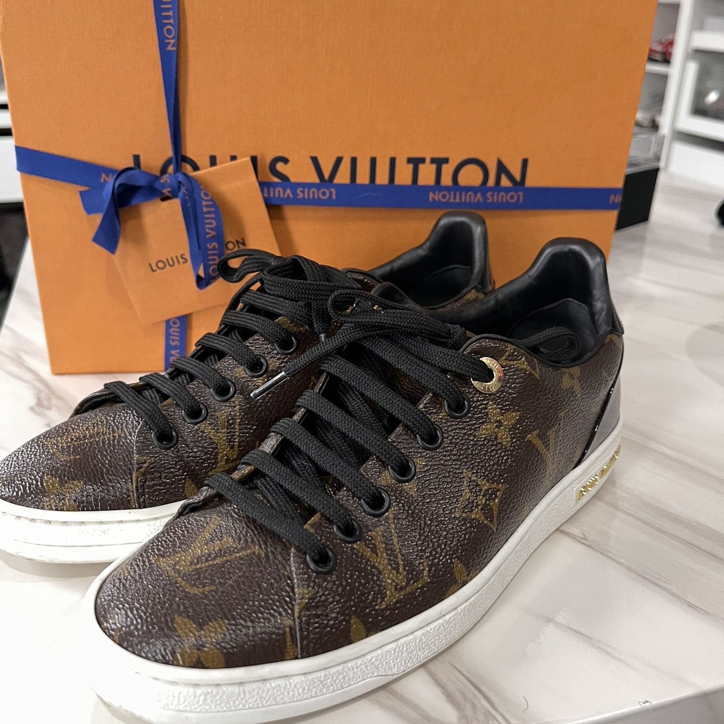 Louis Vuitton Frontrow sneaker - reverse - Depop