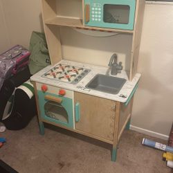Kids Kitchen Play
