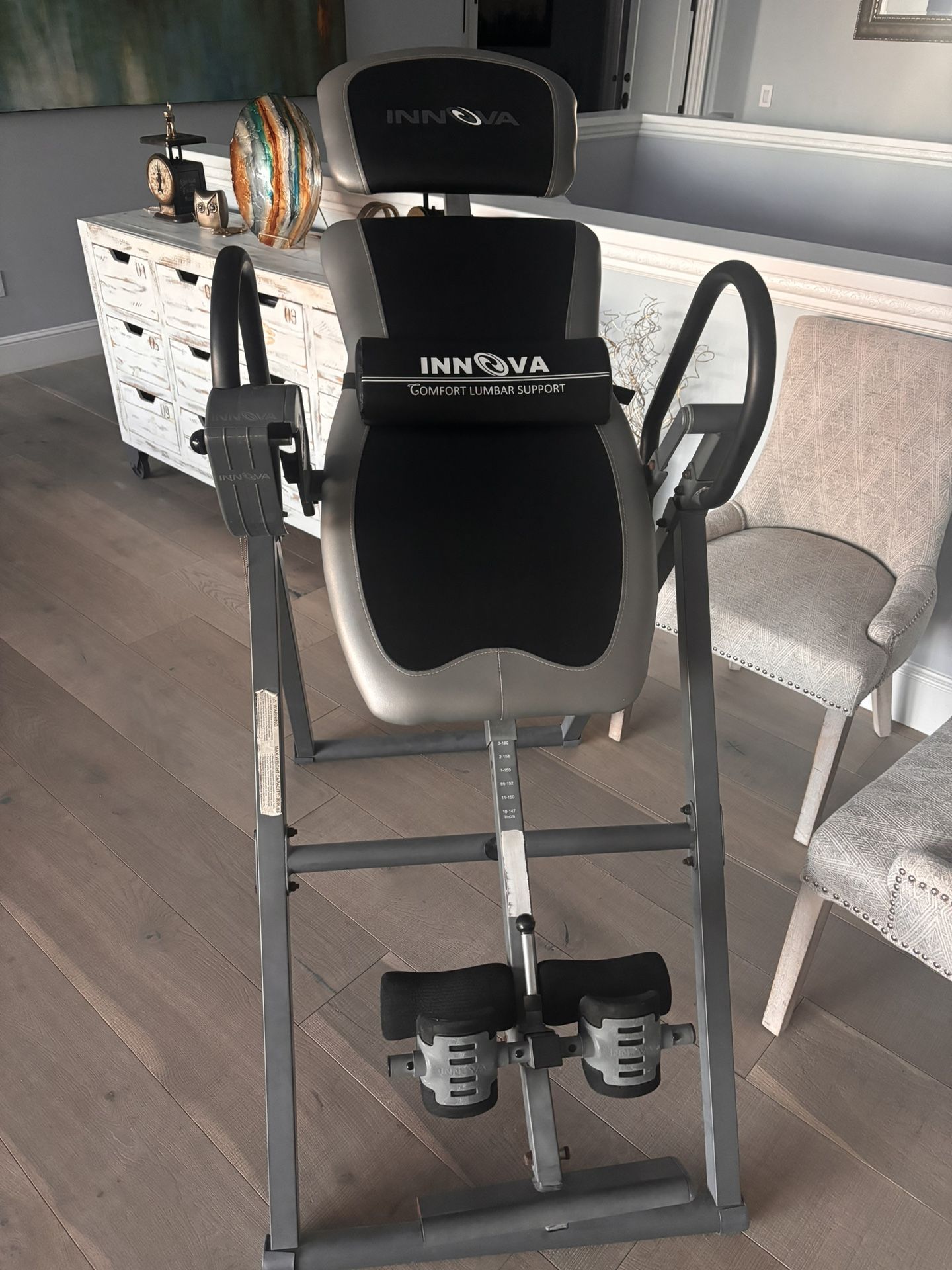 Innova Inversion Table