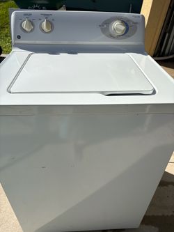 Ge washer very nice super capacity