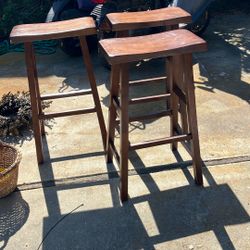Set Of 3 Wooden Bar Stools 