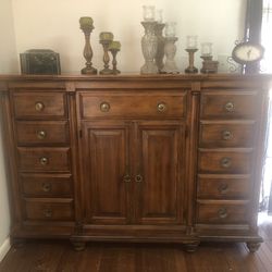 Antique Chest of Drawers/shelves