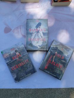Megan Shepards The Madmans Daughter trilogy set