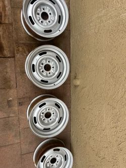 15x7 Rally wheels