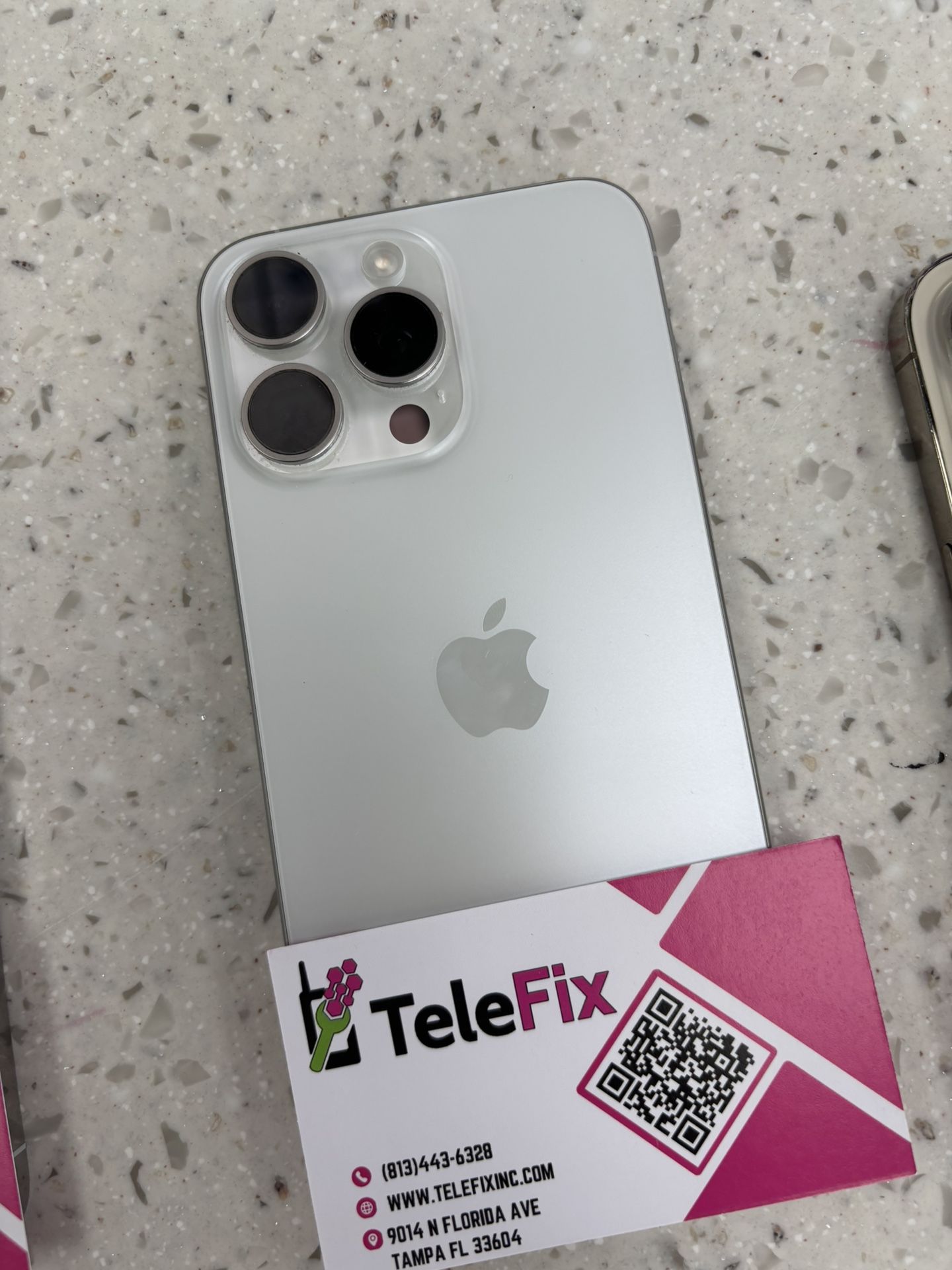 iPhone 15 Pro Max