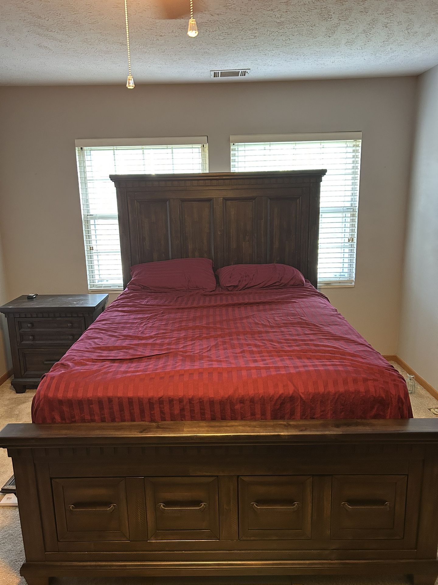 Beautiful Like Brand New Distressed Gray Queen Bedroom Set