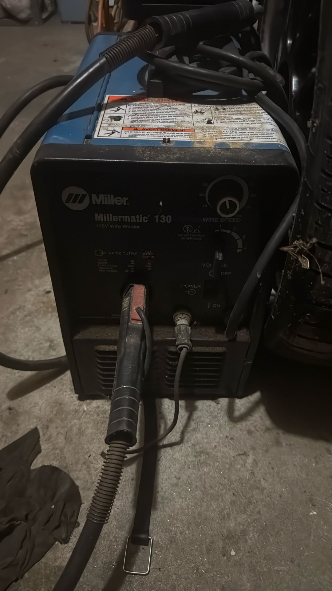 Millermatic 130 MIG welder With Gas Works Perfectly