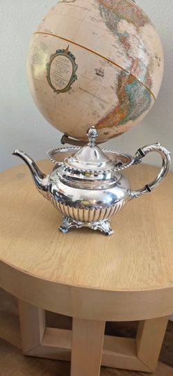 silver tea pot Community