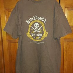 MENS 2XL BLACKBEARD'S DIVE SHOP SHIRT 