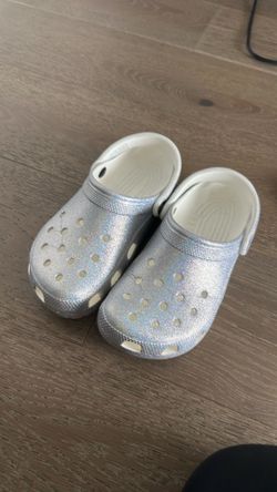 Crocs silver sparkle size 7