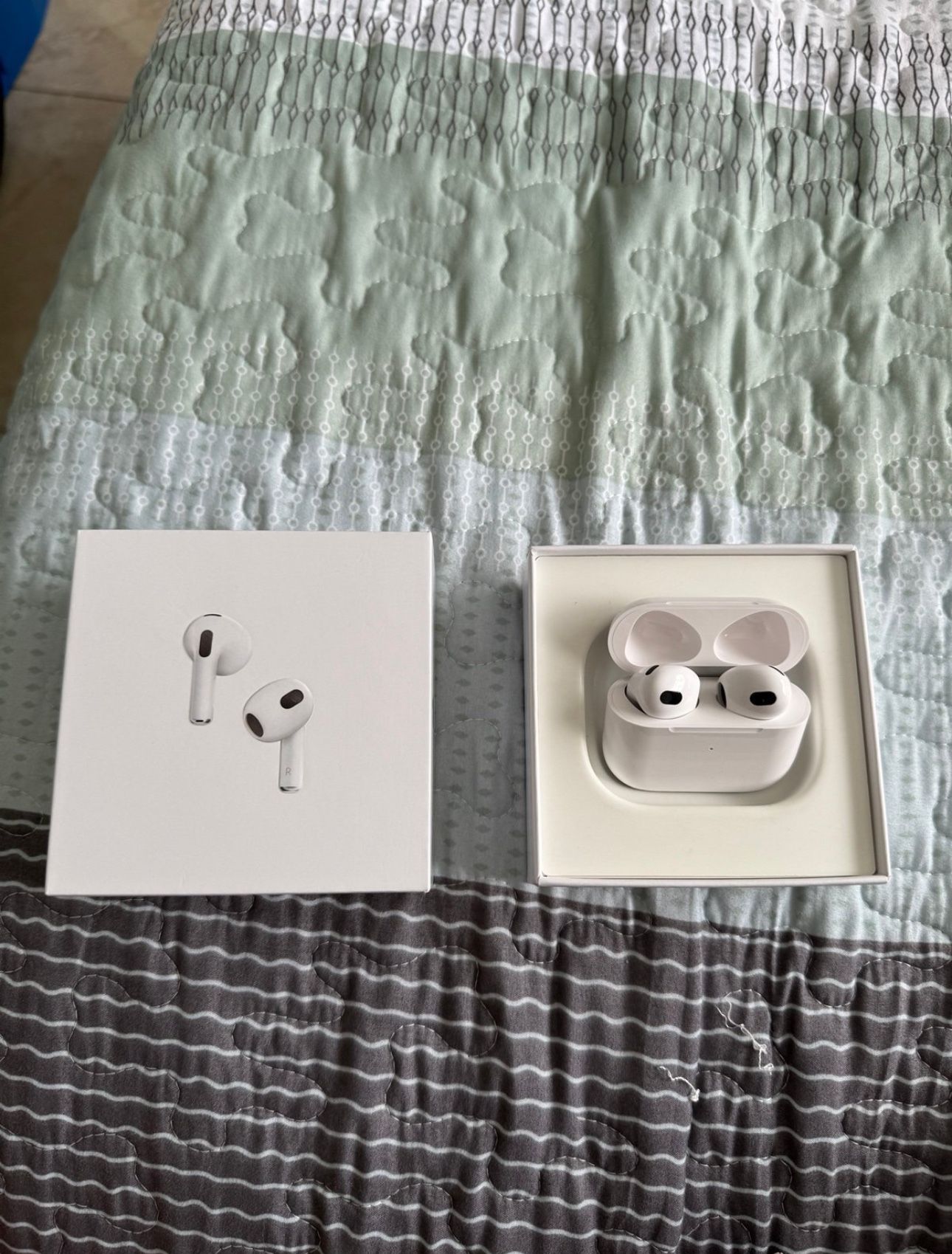 Apple AirPods 3rd Generation Wireless In-Ear Headset - White