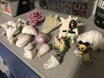 Aquarium ornaments
