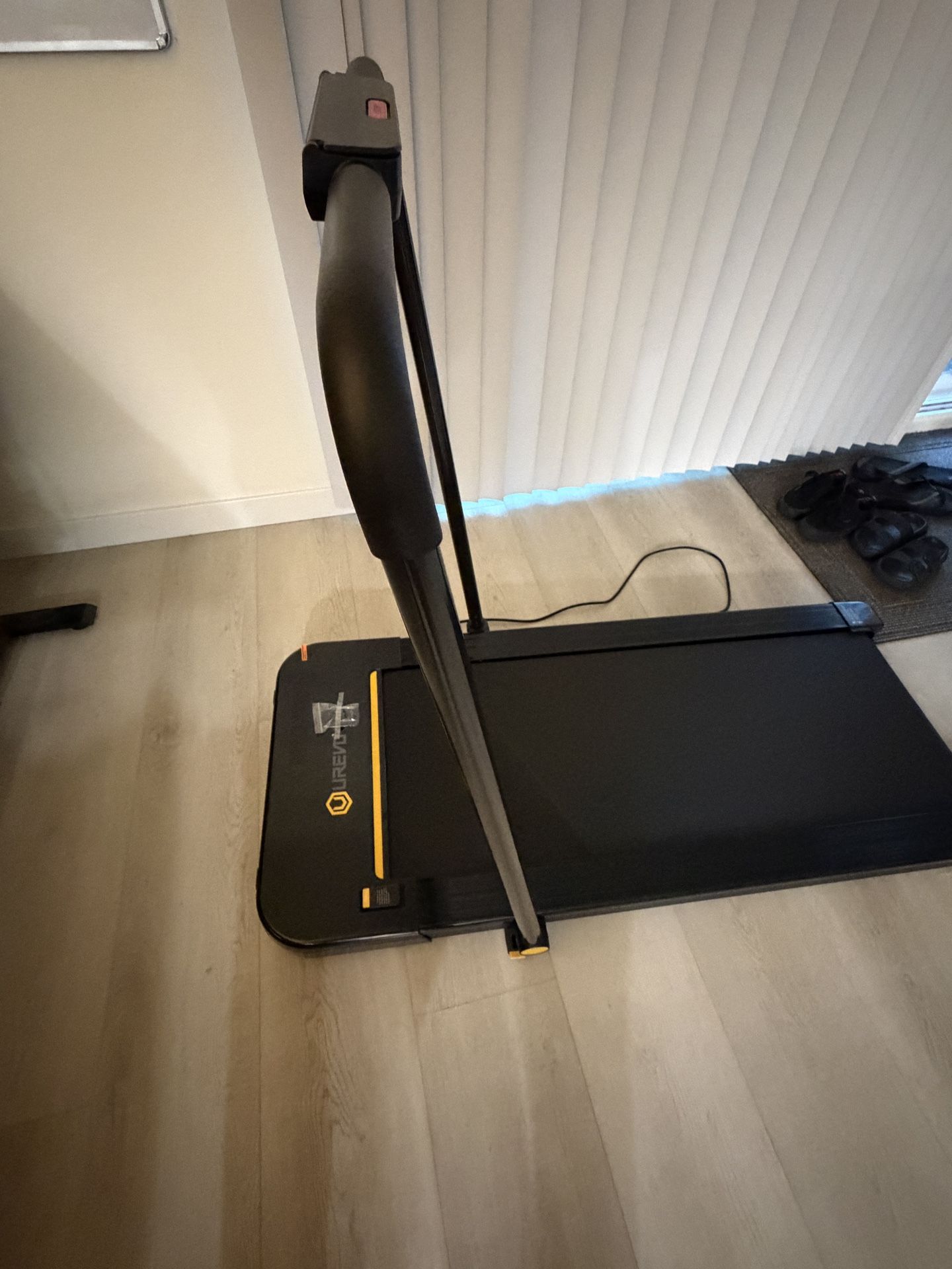 UREVO Walking Pad/Folding Treadmill