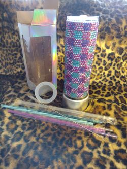 Buffalo Plaid Flatback Rhinestone 20oz Tumbler