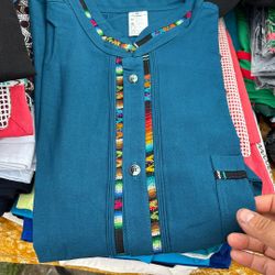 Camisa.  L