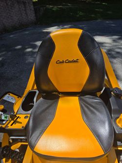 2019 zt1 54. Cub cadet Ultima zero turn