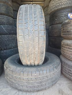 Pair of 2 used 265/70/17 MASTERCRAFT TIRES