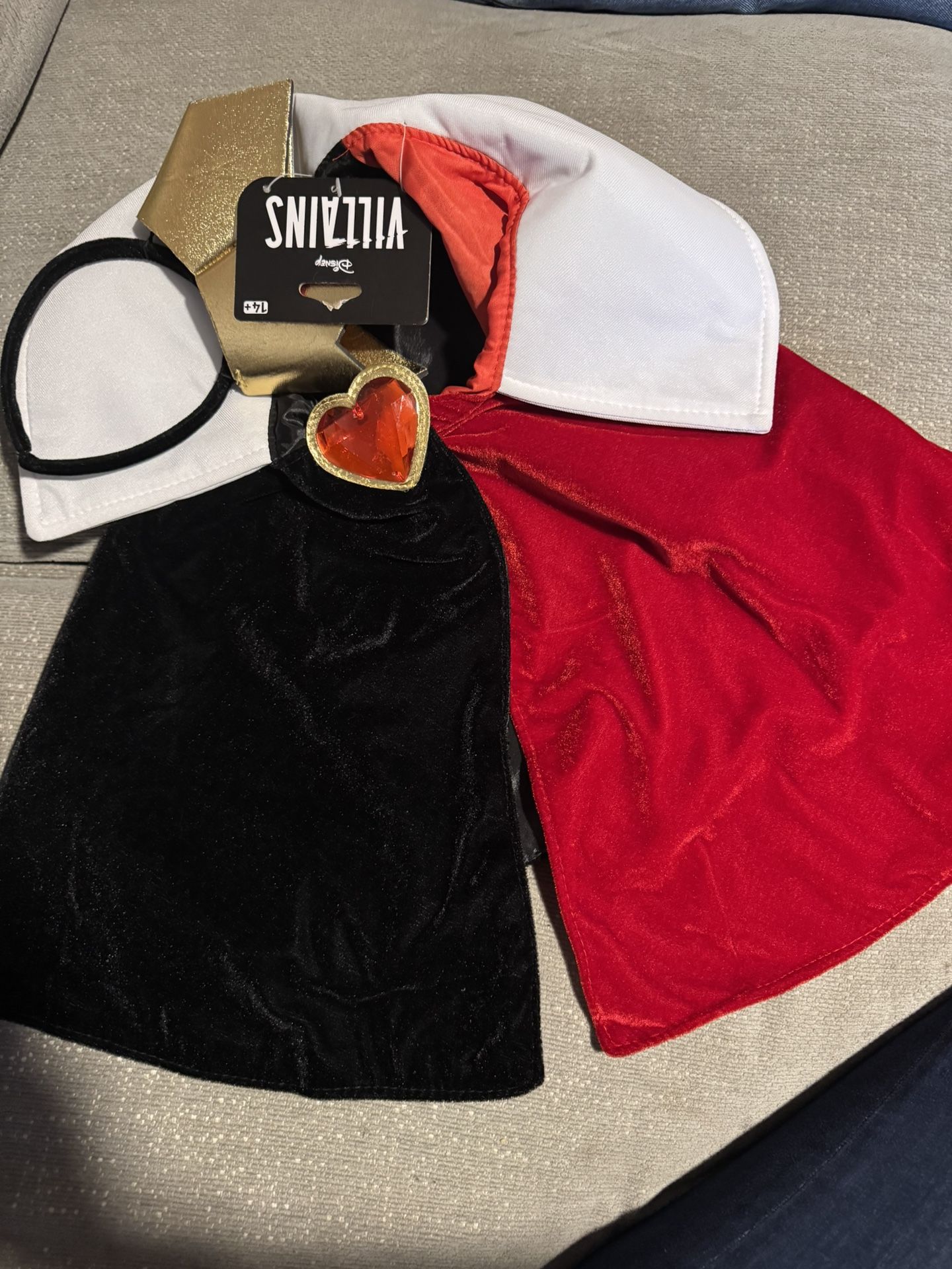 Queen Of Hearts Costume