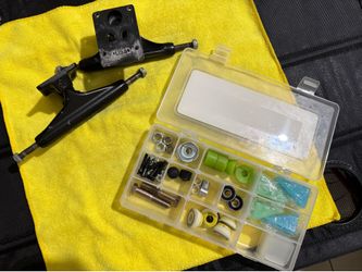 Independent vintage trucks and Shortys Skateboarding Repair Kit !