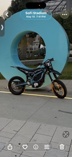 Surron Ultra Bee 2025