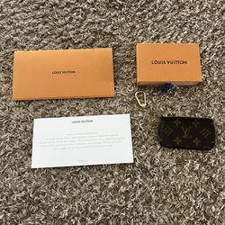 Louis Vuitton Keychain Wallet