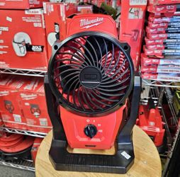 Milwaukee M12 12-Volt Lithium-Ion Cordless Jobsite Fan (Tool-Only)