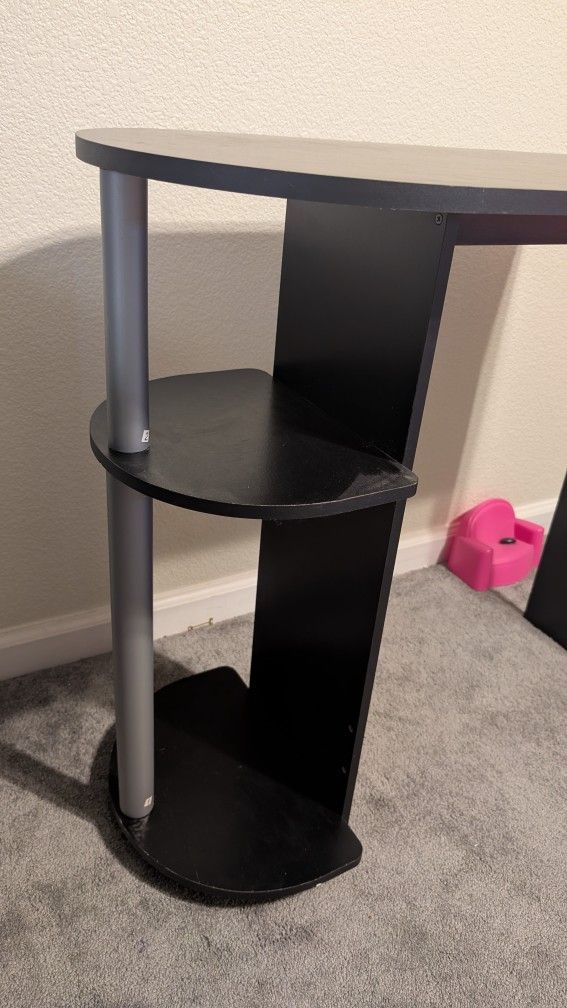 Compact black desk With Shelves