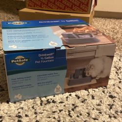 PetSafe Drinkwell 1/2 Gallon Pet Fountain 