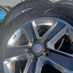 Size 18 --_--  300 OBO