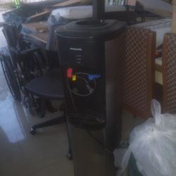 Water Dispenser