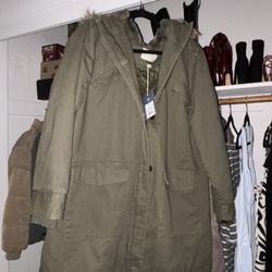 BRAND NEW W TAGS WINTER COAT 