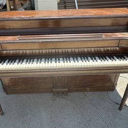 Baldwin Acrosonic Vintage Upright Piano please see Pics for details Needs TLC