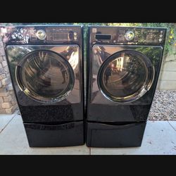 Kenmore Washer and Electric Dryer With Pedestals 