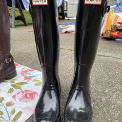 Women’s Size 7 Black Hunter Rain boots 