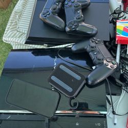 PS4, PS3, WII With Games 